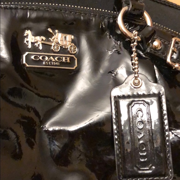 Authentic Coach handbag - Picture 2 of 6
